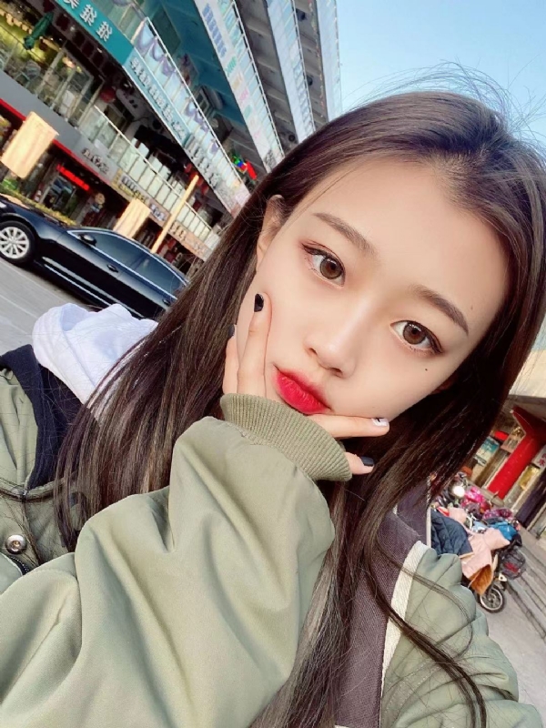 林儿呀的第一张照片--昆明相亲服务中心