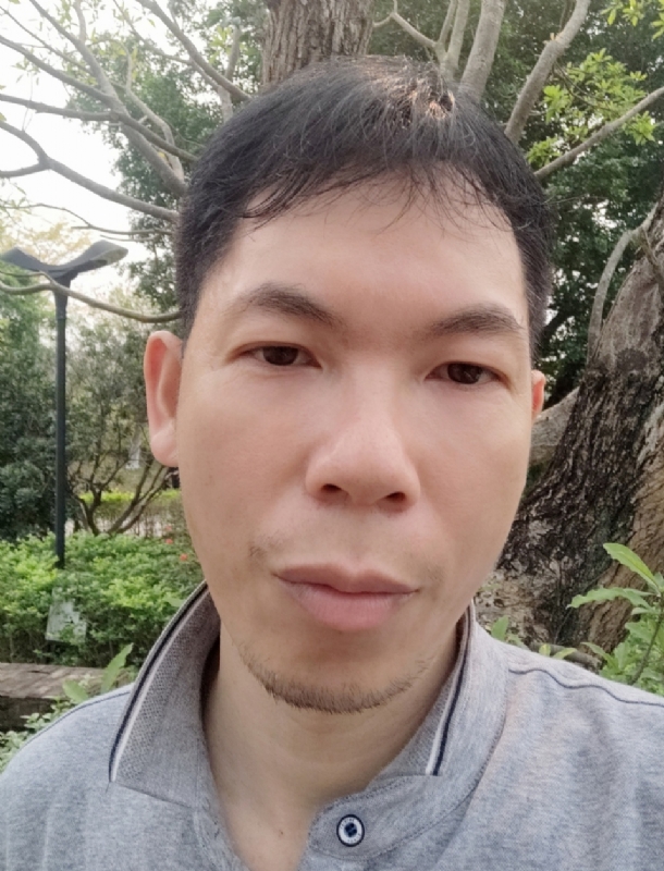 漂浮的云的第一张照片--昆明相亲服务中心