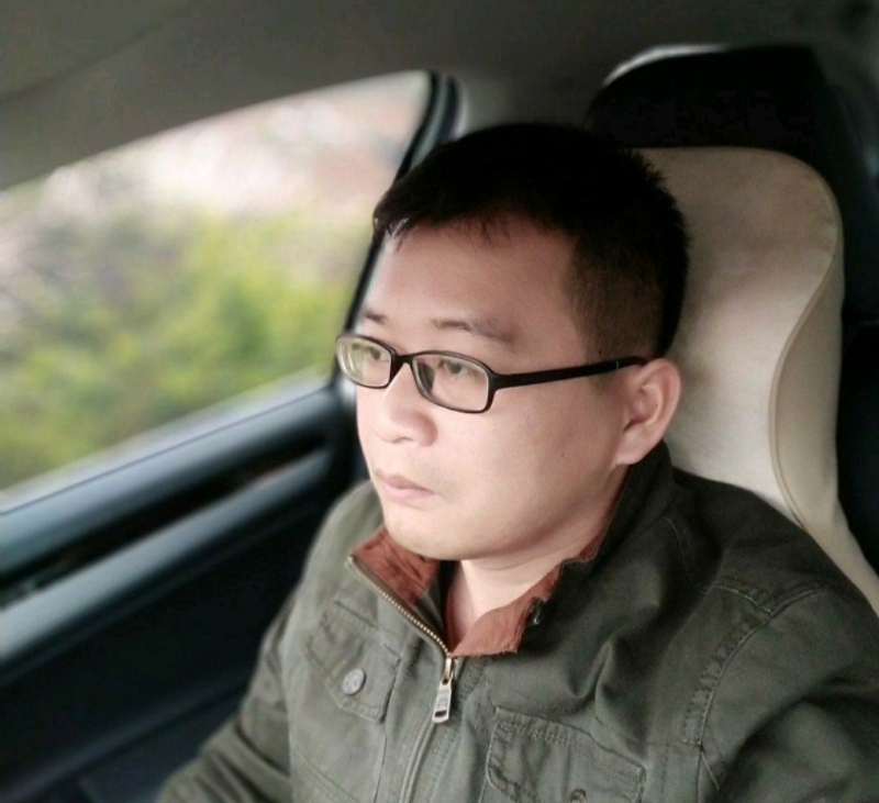 海风吹动你的心的第一张照片--昆明相亲服务中心