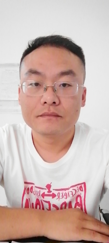 小龙虾的第一张照片--昆明相亲服务中心