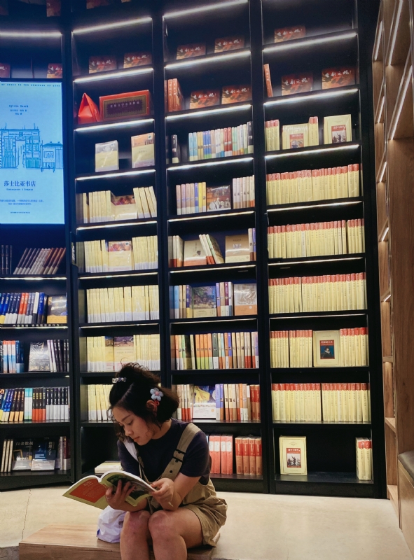 佳妹的第一张照片--昆明相亲服务中心