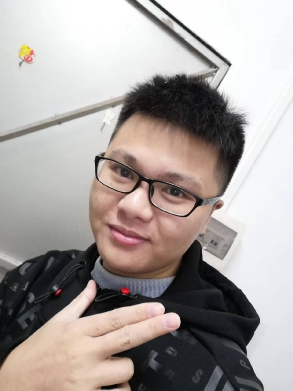 小小梦执的第一张照片--昆明相亲服务中心