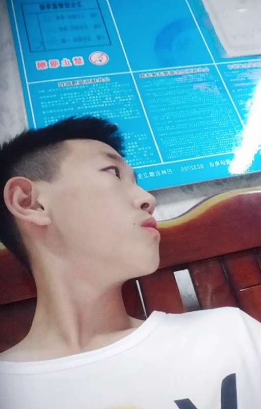 高一名的第一张照片--昆明相亲服务中心