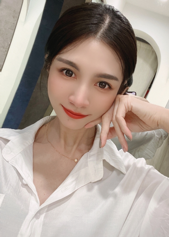 Anna的第一张照片--昆明相亲服务中心