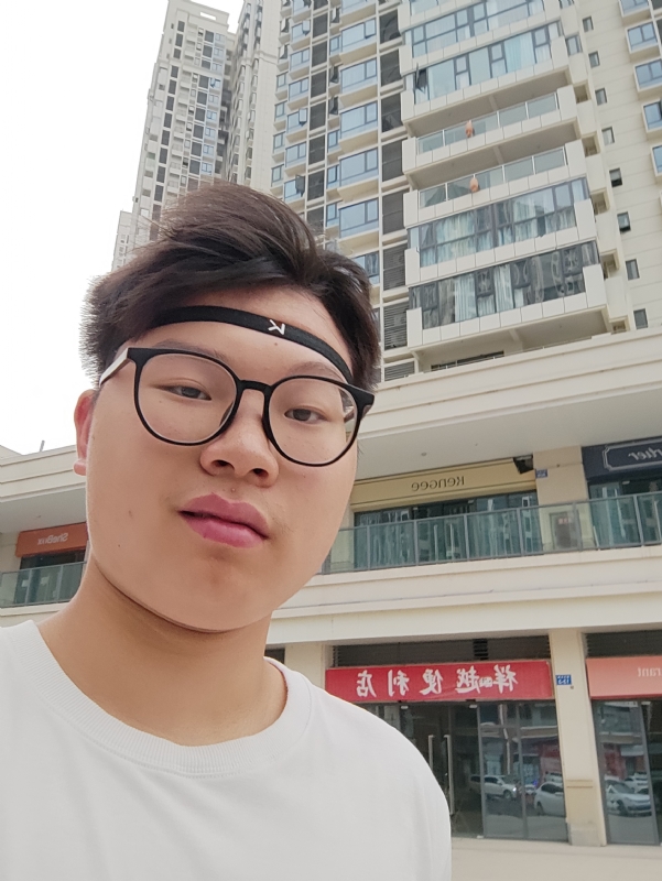 童言无忌的第一张照片--昆明相亲服务中心