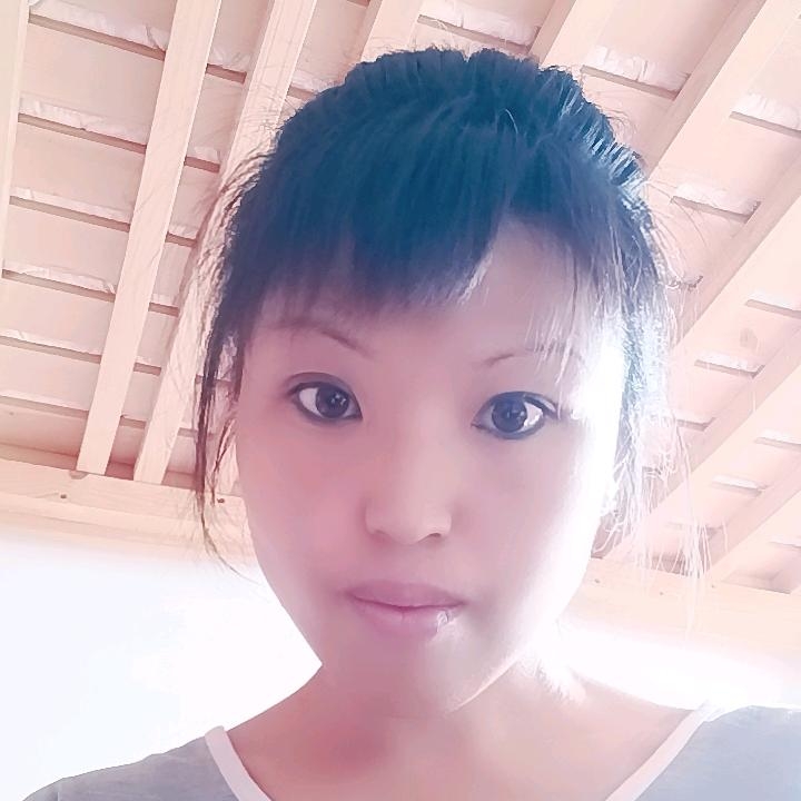 Lily的第一张照片--昆明相亲服务中心