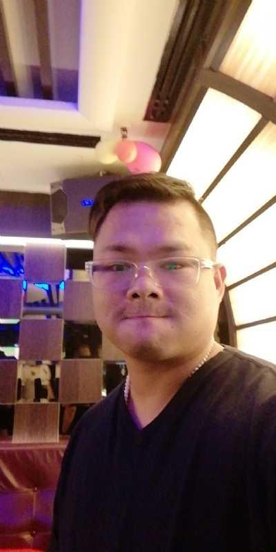 单名一个伟的第一张照片--昆明相亲服务中心