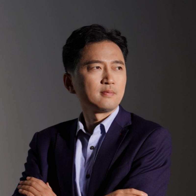 诗与远方的第一张照片--昆明相亲服务中心