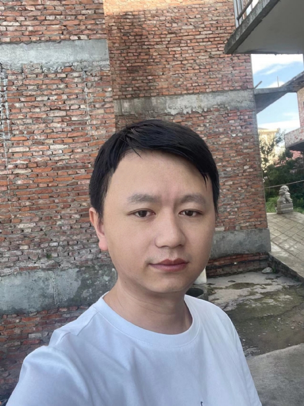 行人的第二张照片--昆明相亲服务中心