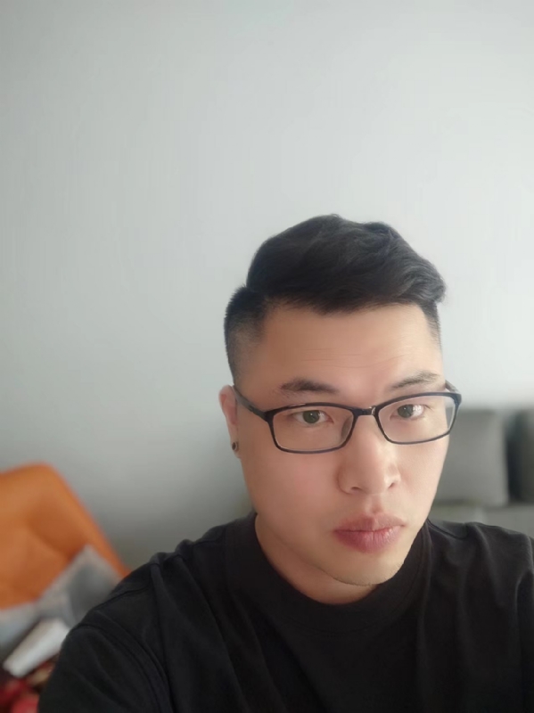 Vincent的第一张照片--昆明相亲服务中心