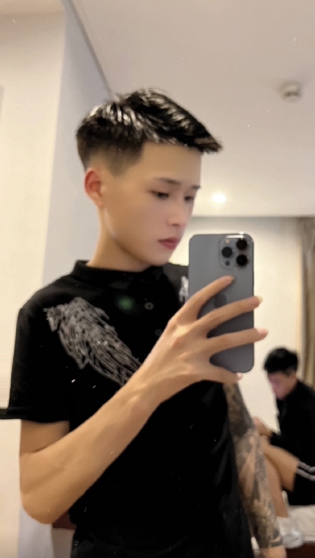 ywhejeue的第一张照片--昆明相亲服务中心