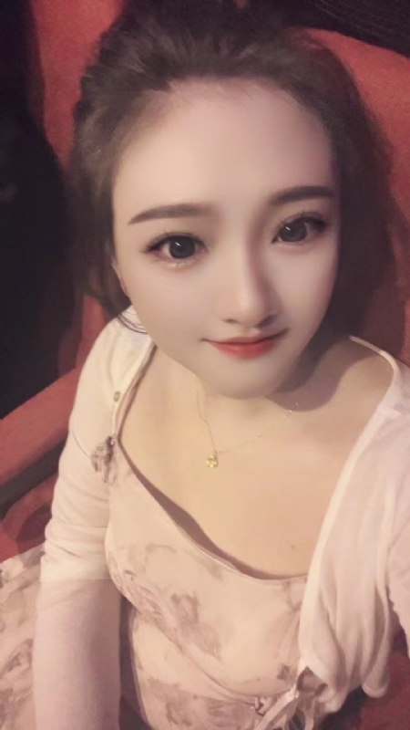 不倾城的第二张照片--昆明相亲服务中心