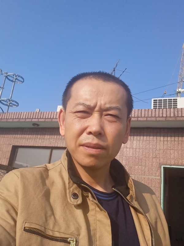 红尘逐浪的第一张照片--昆明相亲服务中心