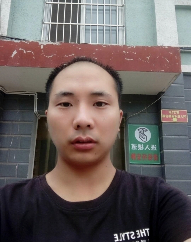 亮亮的第一张照片--昆明相亲服务中心