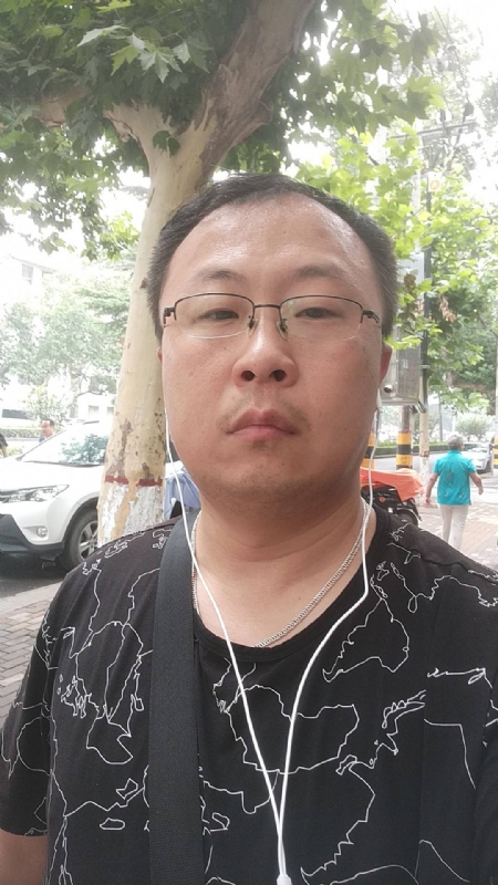 飘逸的星辰的第一张照片--昆明相亲服务中心