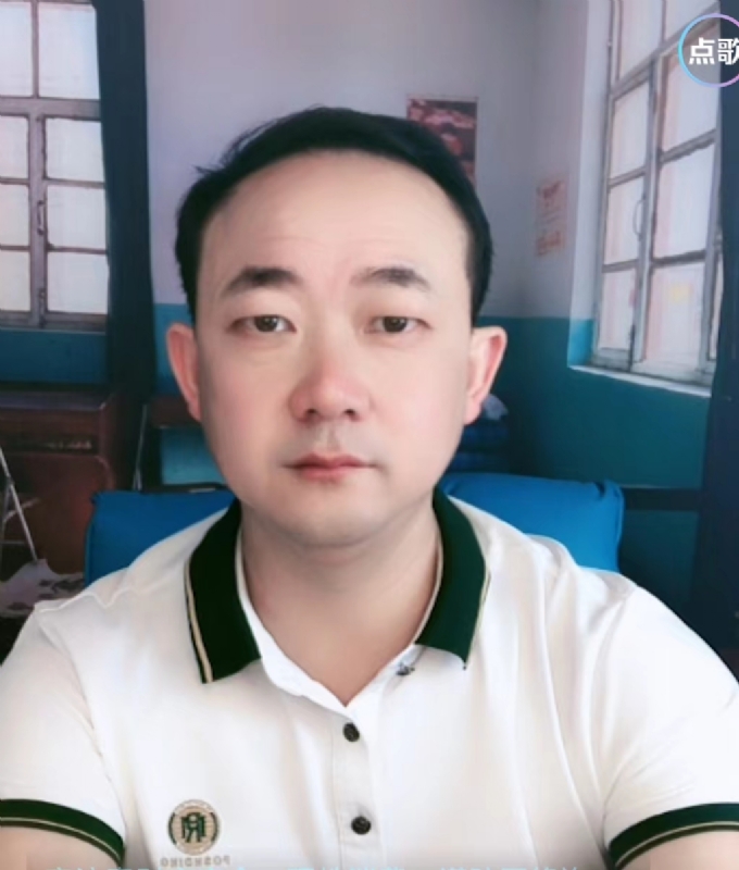 成秀才的第一张照片--昆明相亲服务中心