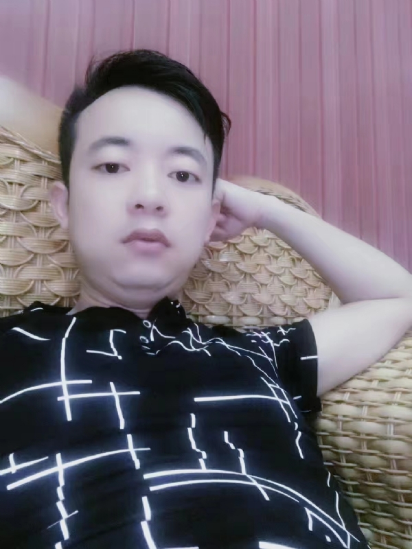 恋上一座城的第一张照片--昆明相亲服务中心