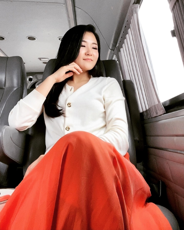 深凝久伴的第一张照片--昆明相亲服务中心