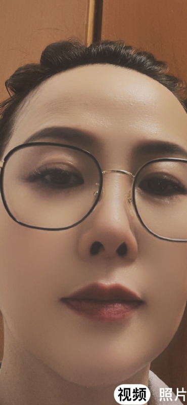 水女人的第一张照片--昆明相亲服务中心