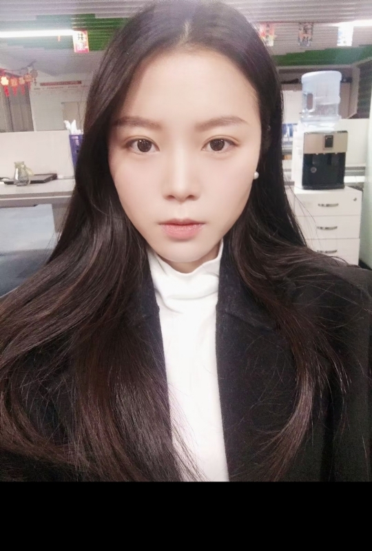 小月半的第一张照片--昆明相亲服务中心