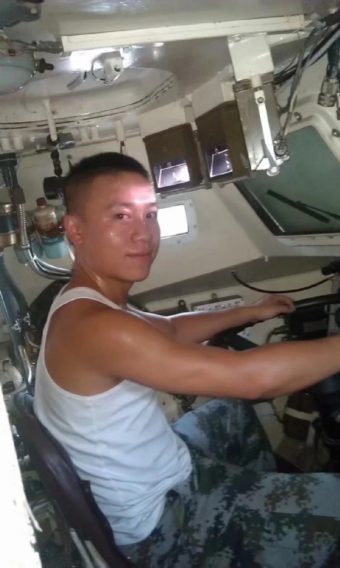 哥哥的第一张照片--昆明相亲服务中心