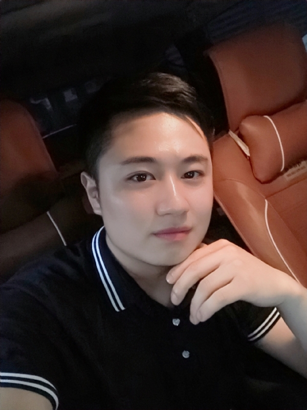 生活再继续的第一张照片--昆明相亲服务中心