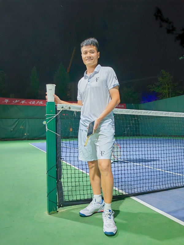 网球罗的第五张照片--昆明相亲服务中心