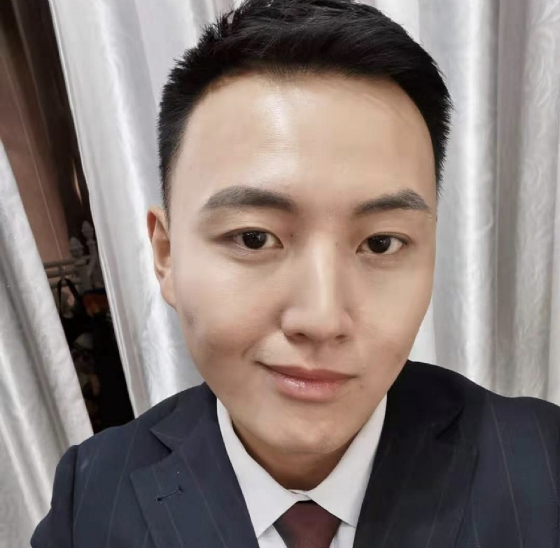 英俊潇洒的第二张照片--昆明相亲服务中心