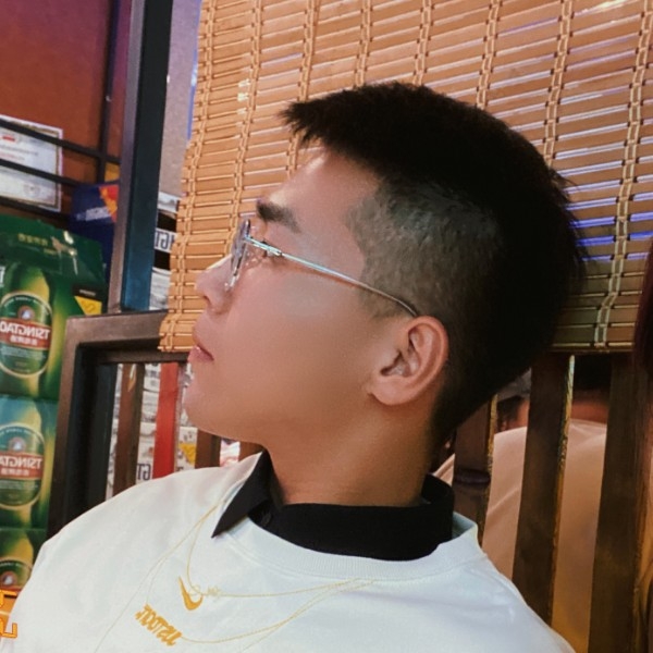 yang的第一张照片--昆明相亲服务中心