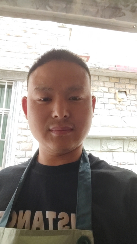 时光流逝的第一张照片--昆明相亲服务中心