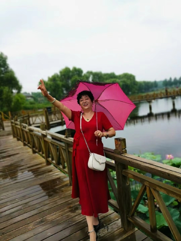 陈姐的第三张照片--昆明相亲服务中心