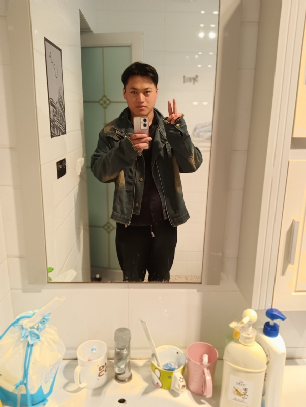 自律的MAN的第一张照片--昆明相亲服务中心