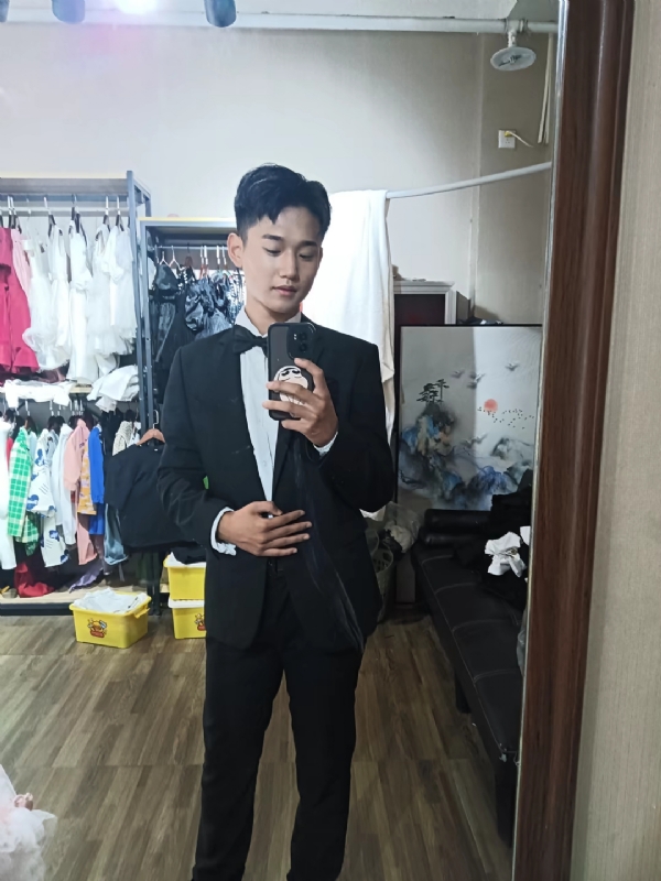 李梓宇的第一张照片--昆明相亲服务中心