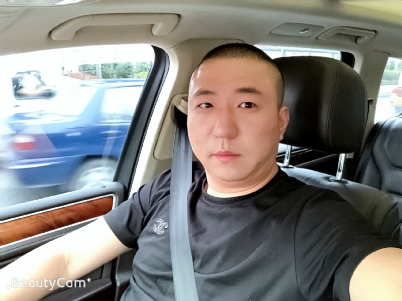 路人甲的第一张照片--昆明相亲服务中心