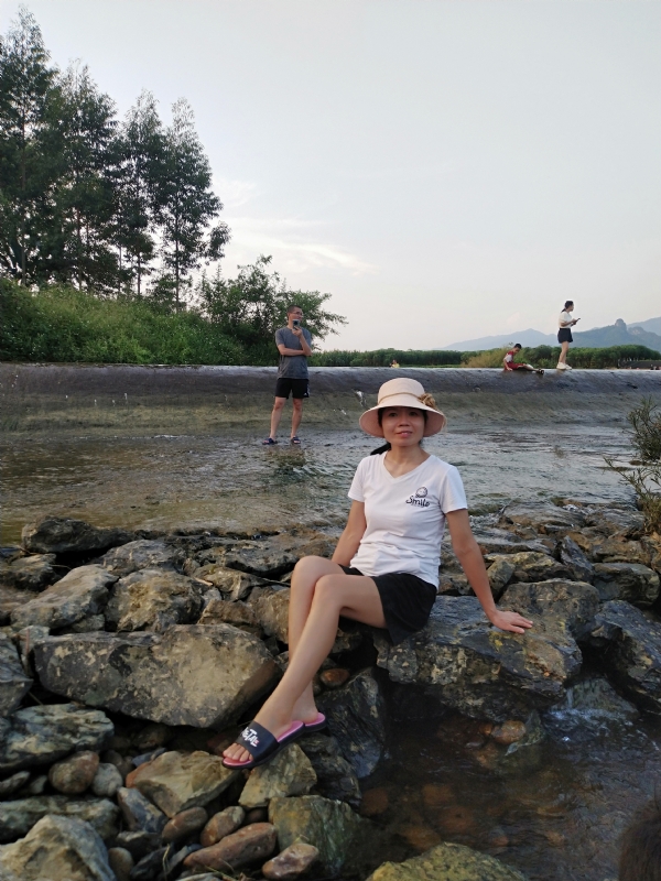 雪儿的第一张照片--昆明相亲服务中心