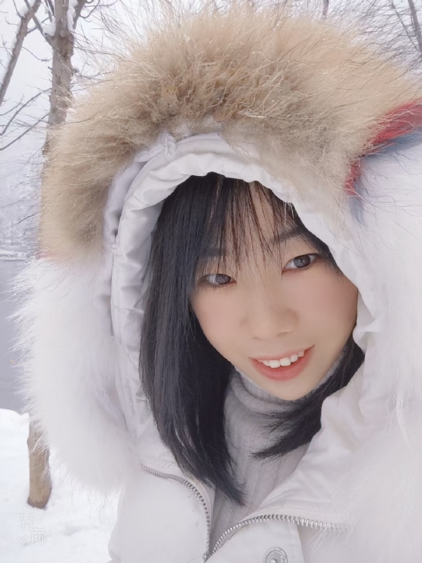 93年女会计的第一张照片--昆明相亲服务中心