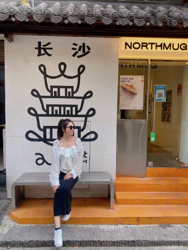 Lin的第二张照片--昆明相亲服务中心