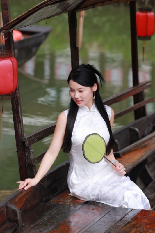 小慧的第二张照片--昆明相亲服务中心