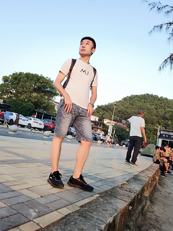 俊皓的第二张照片--昆明相亲服务中心