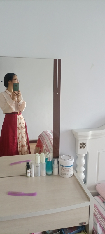 伊落梅雪笺的第一张照片--昆明相亲服务中心