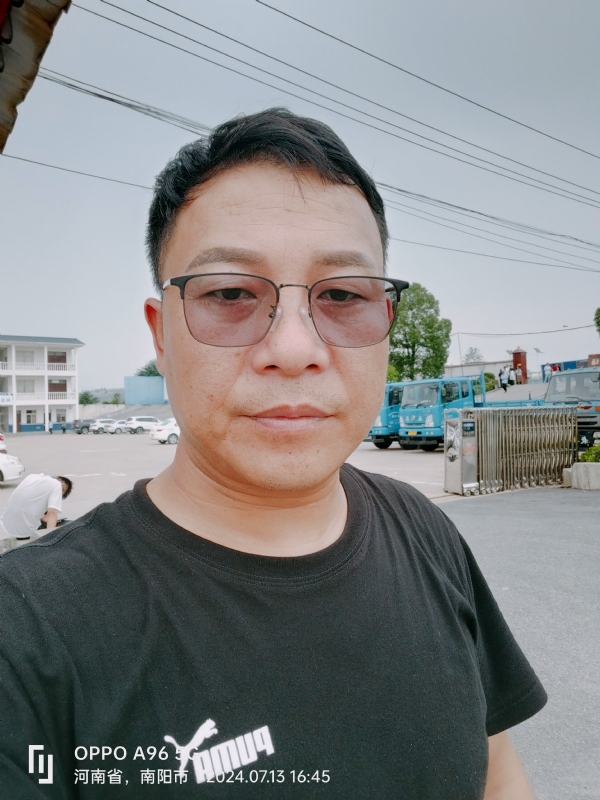 楚辞的第二张照片--昆明相亲服务中心