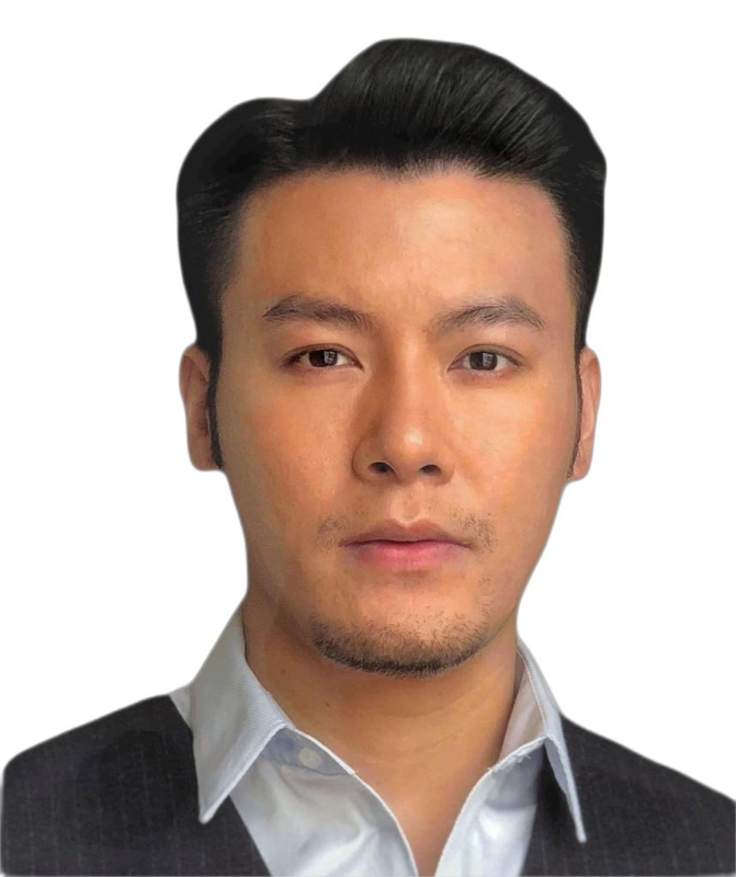 怀揣梦想的第一张照片--昆明相亲服务中心