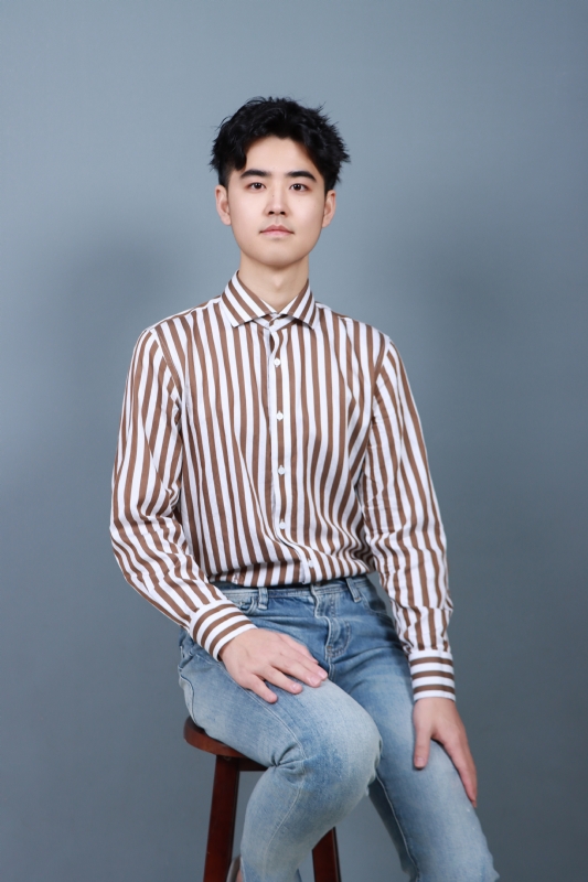 光年外的怪咖的第一张照片--昆明相亲服务中心