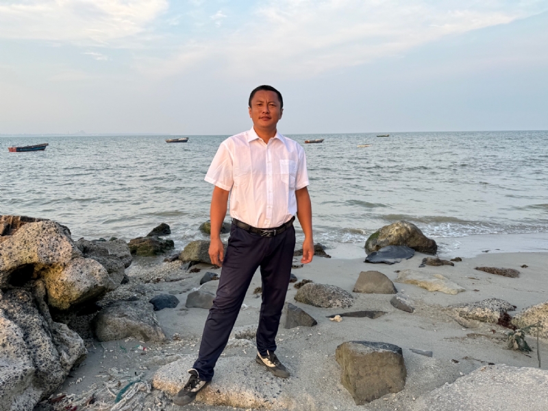 林荣华的第三张照片--昆明相亲服务中心