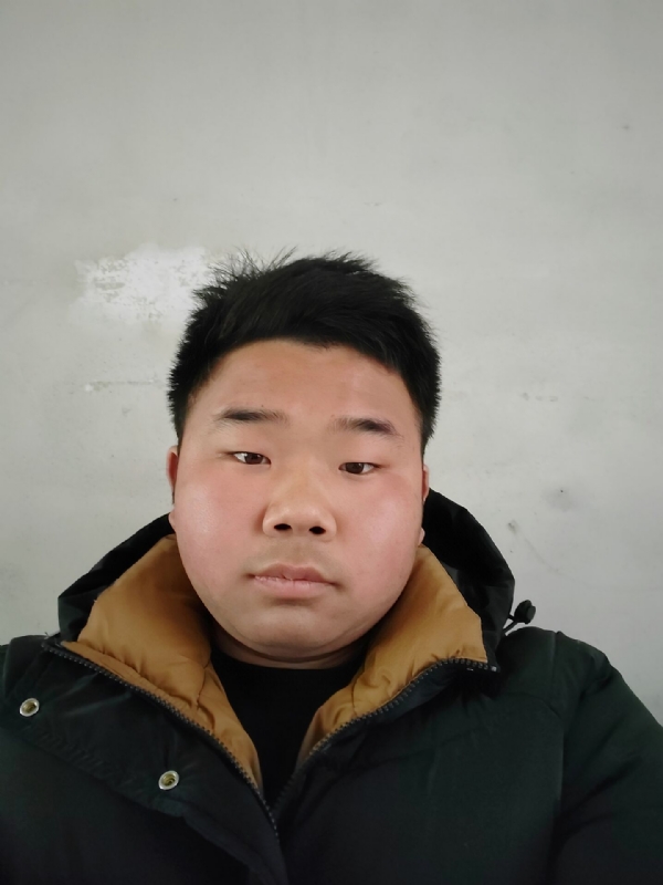 精神饱满的第五张照片--昆明相亲服务中心