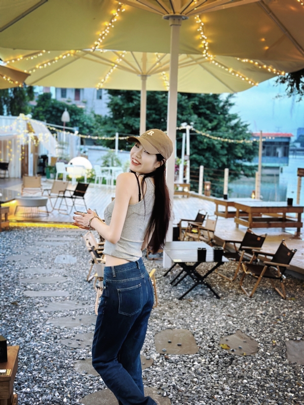 Vicky的第二张照片--昆明相亲服务中心