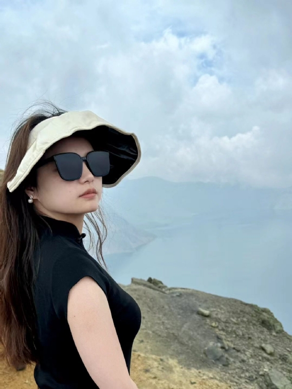 随梦的第一张照片--昆明相亲服务中心