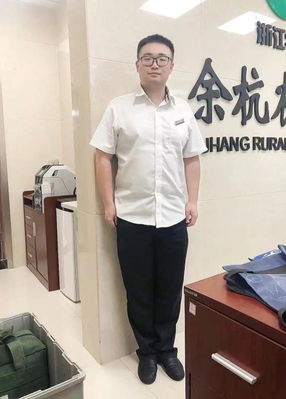 君临天下的第一张照片--昆明相亲服务中心