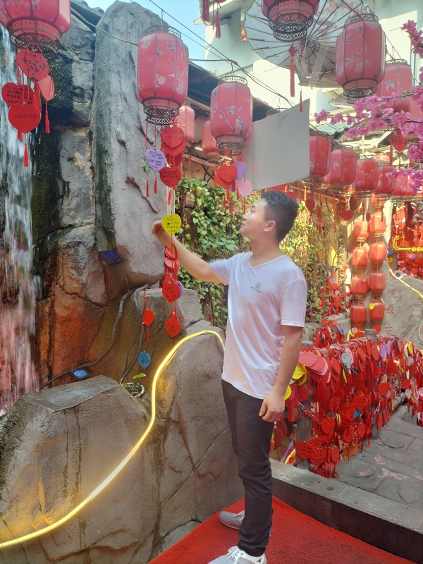 时间不语的第一张照片--昆明相亲服务中心