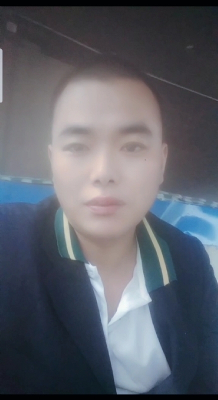 阳光男孩的第一张照片--昆明相亲服务中心